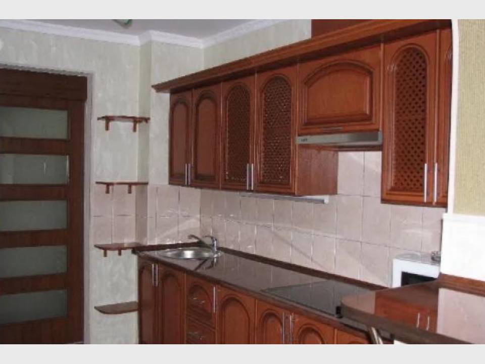 Продажа квартир, домов, участков. Магазин нерухомості