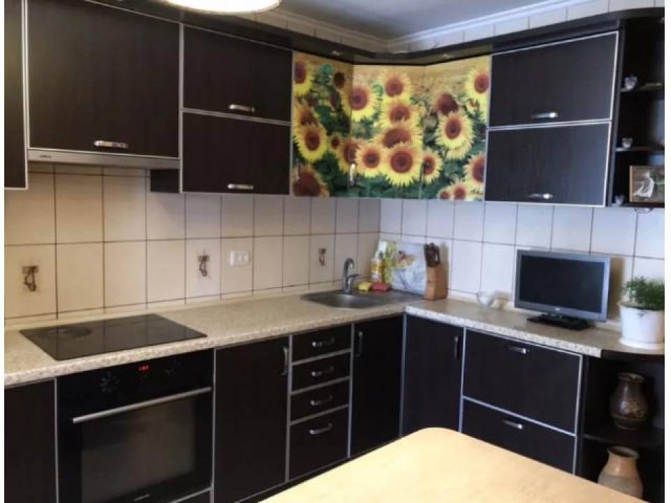 Продажа квартир, домов, участков. Магазин нерухомості